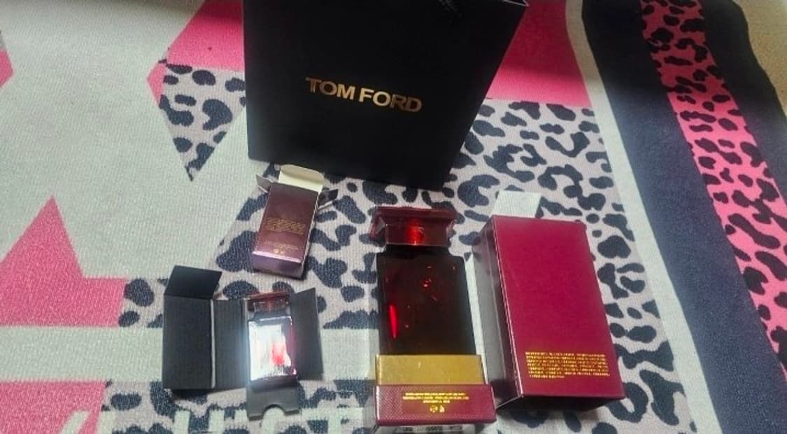 톰포드 자스민 루즈 100ml + 7.5ml 미개봉 새상품 쇼핑백  상품이미지4