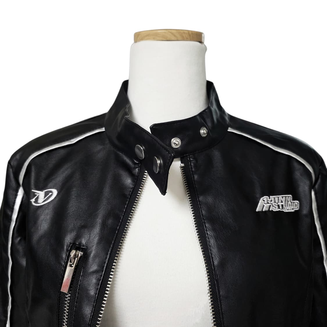 새상품) Puppy 크롭 라이더 자켓 상품이미지3