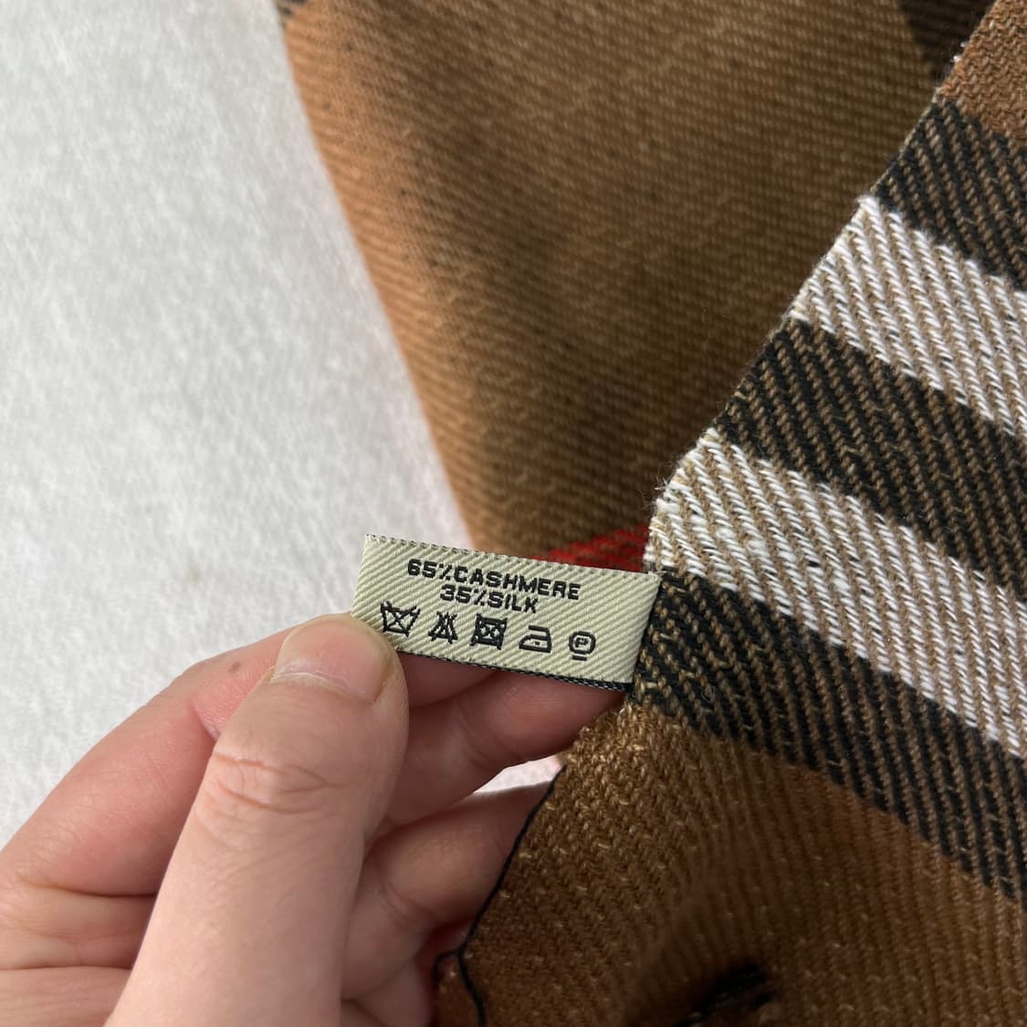 버버리 리버시블 캐시미어 숄 머플러  상품이미지5