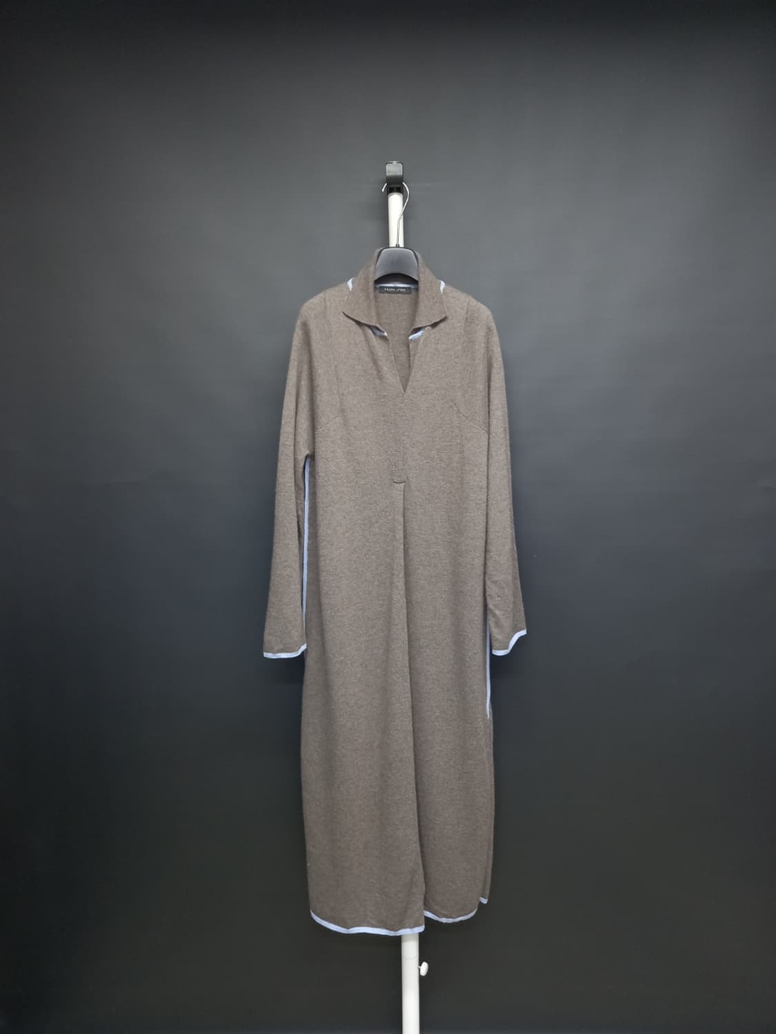 새 폼 스튜디오 FOURM 춘추동 맥시 롱 니트 윈피스 F 44-77 상품이미지1