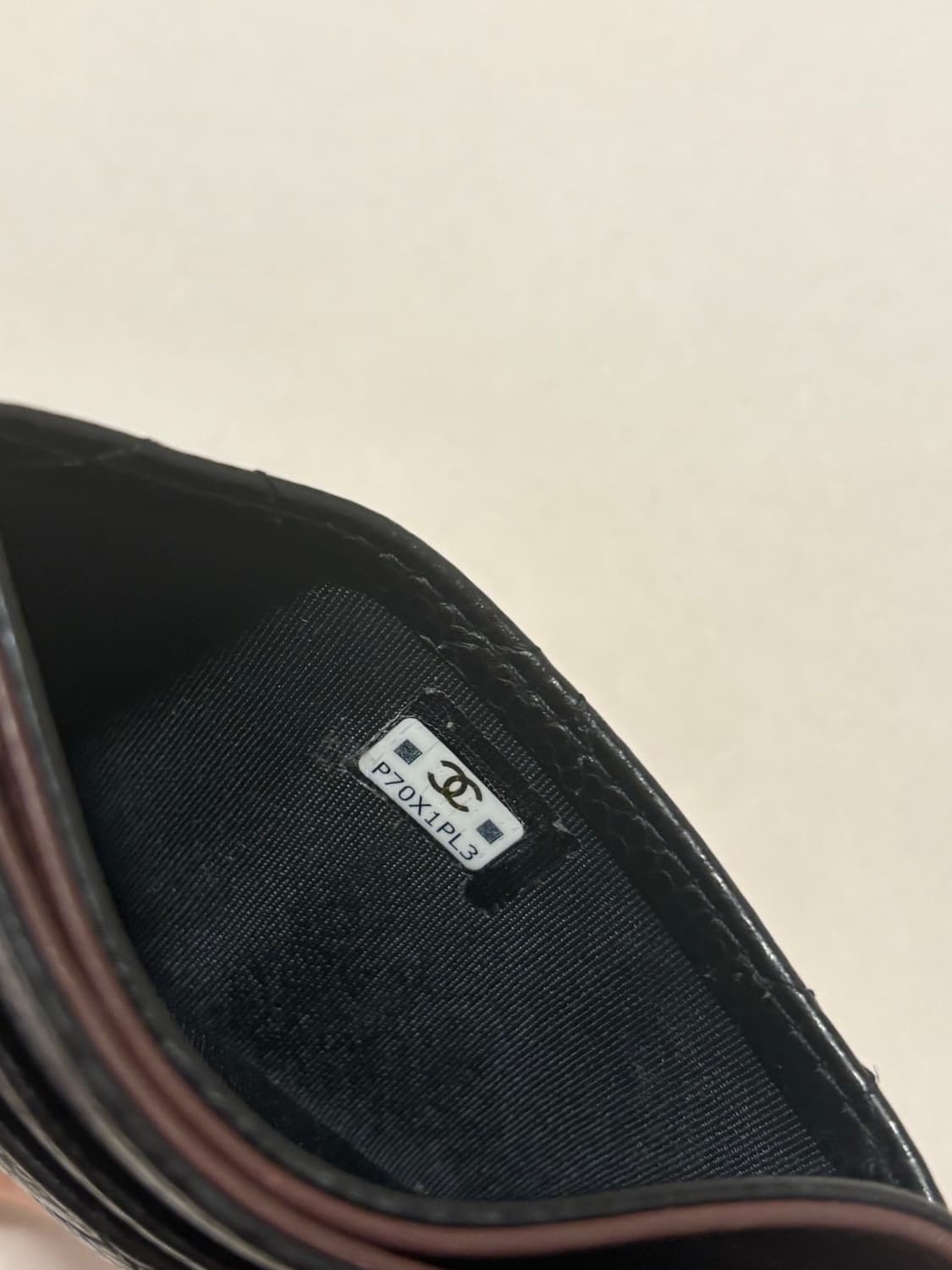 샤넬 클래식 캐비어 금장 카드지갑 상품이미지6