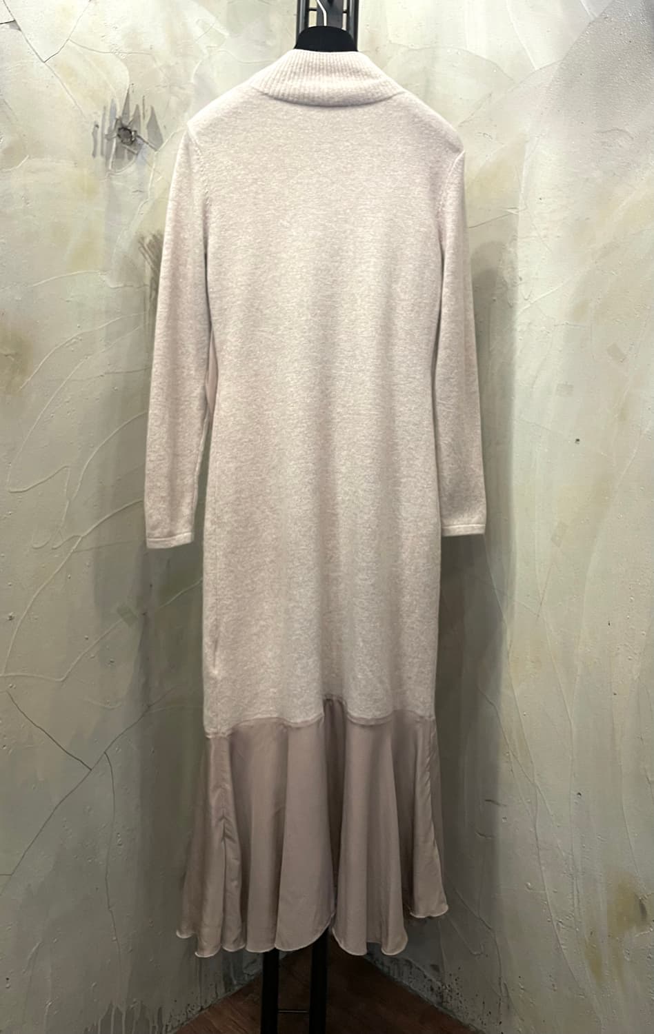 베이지 캐시미어 100% 실크 원피스 상품이미지4