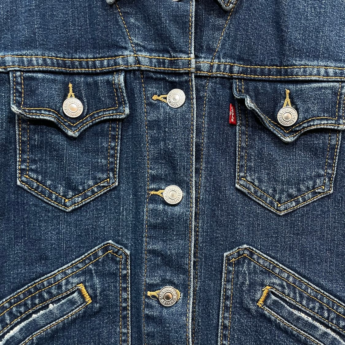 Levi’s Cropped Denim Trucker Jacket 상품이미지7