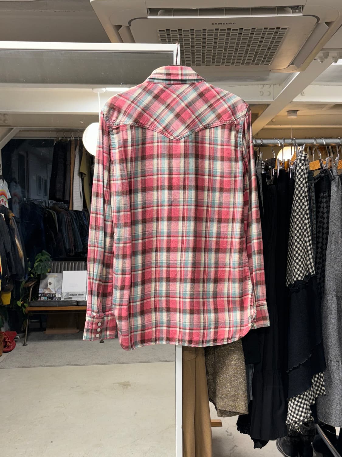 레미 렐리프 체크 셔츠 상품이미지2