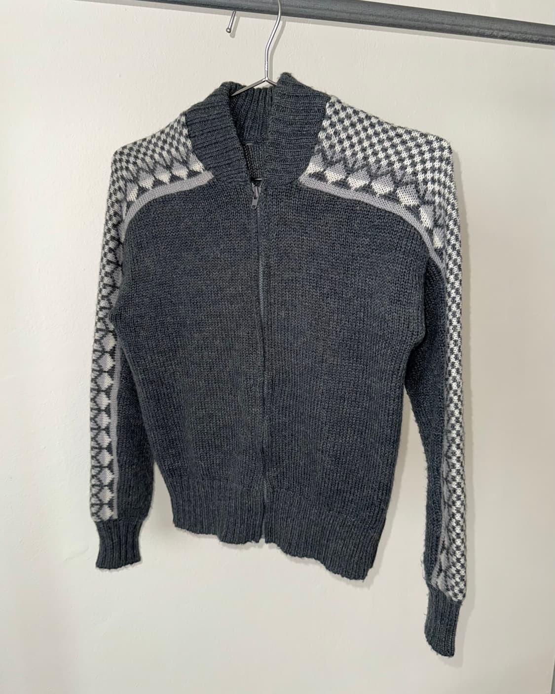 빈티지 니트 집업 상품이미지1