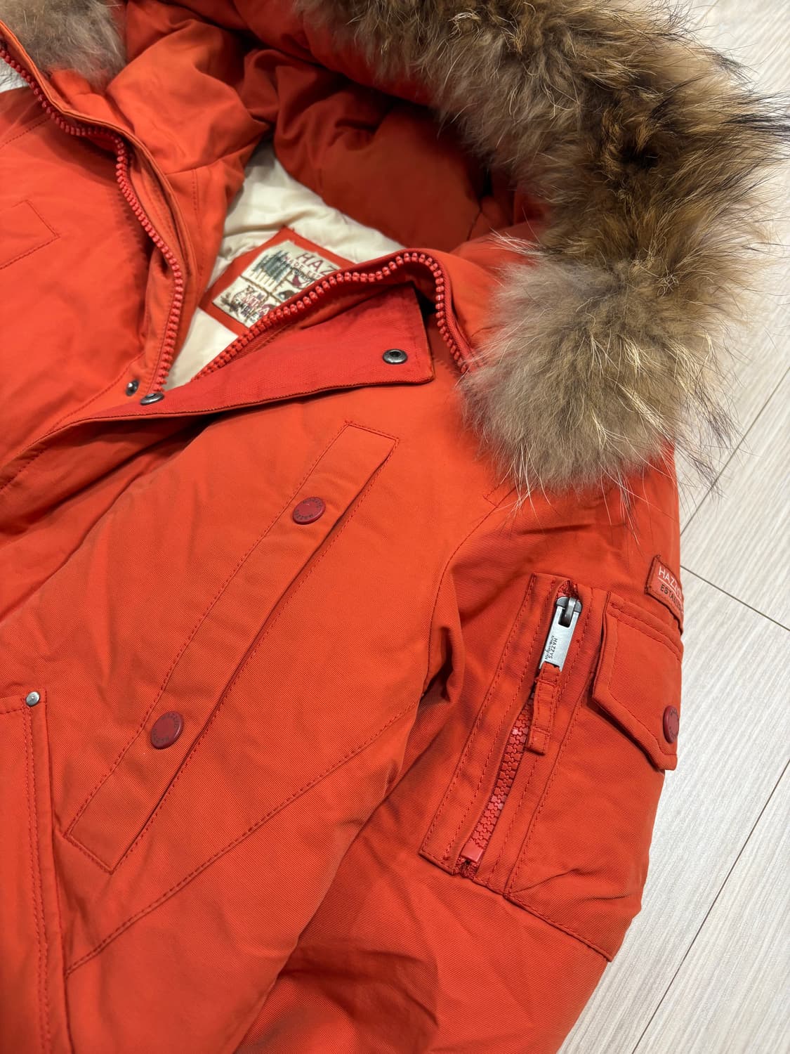 헤지스 MT. ADIRONDACK 라쿤퍼 숏 패딩 점퍼 상품이미지5