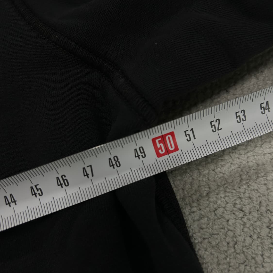 스톤아일랜드 신형 블랙 맨투맨 95 상품이미지8