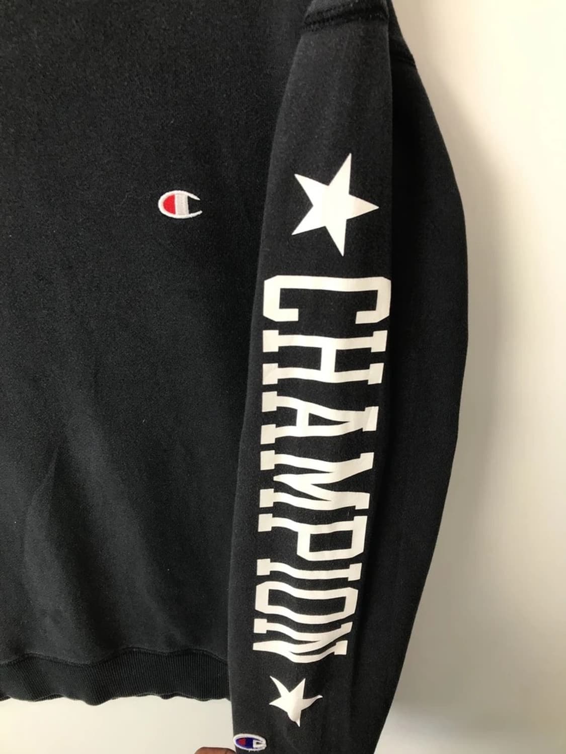 Champion Sleeve Logo Black Sweatshirt 상품이미지5