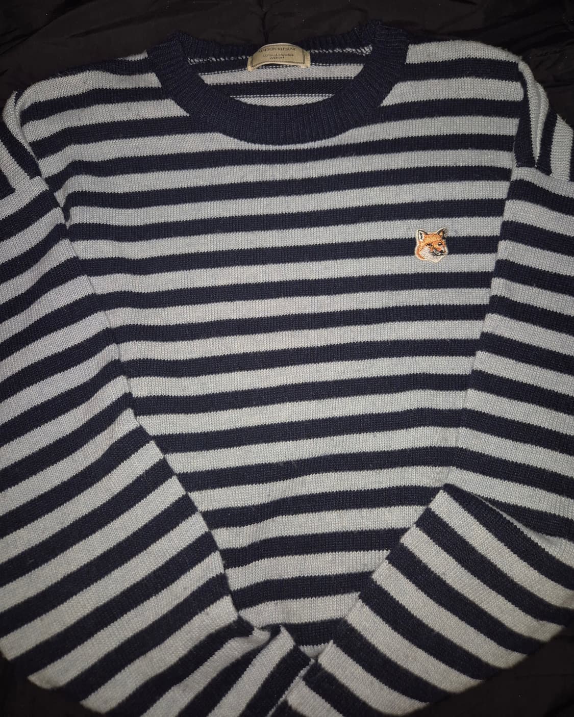 메종키츠네 네이비소라 스트라이프 단가라 니트 상품이미지4