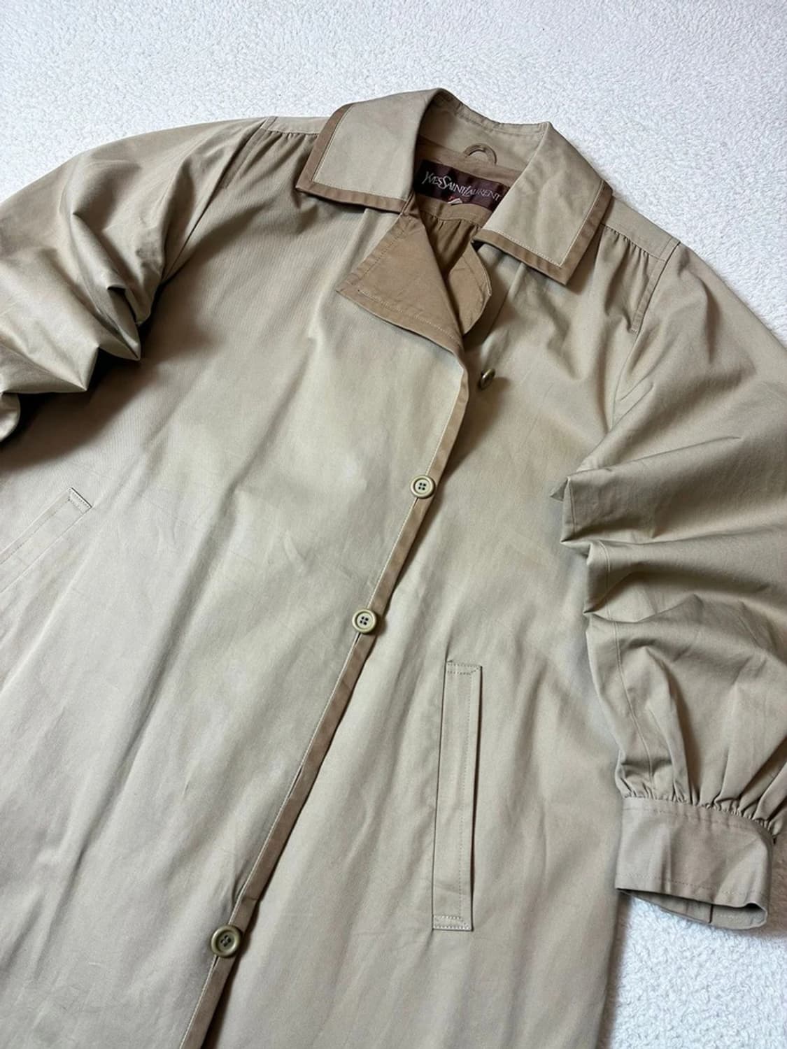 입생로랑 90's 플리츠 벌룬 트렌치 코트 PN7554 상품이미지2