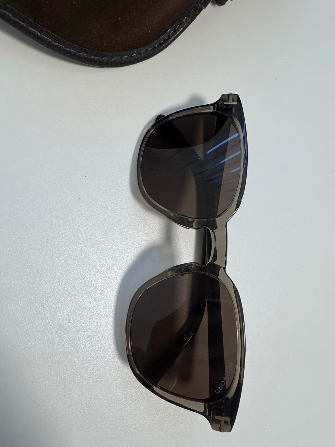 톰포드 선글라스 상품이미지2