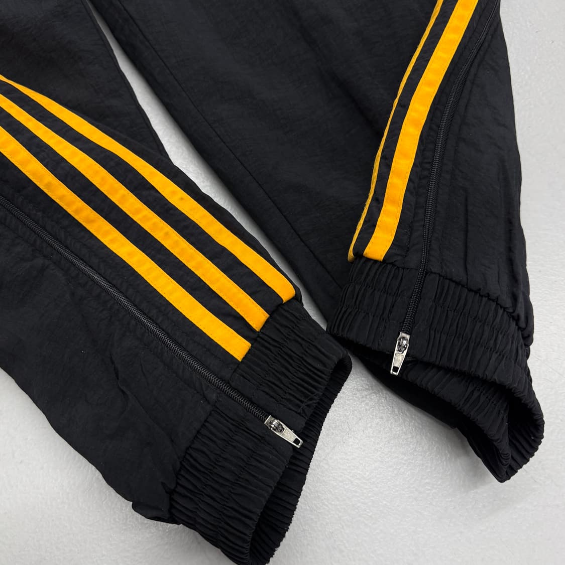 아디다스 90s 삼선 검노 올드스쿨 바람막이 트랙팬츠 상품이미지4