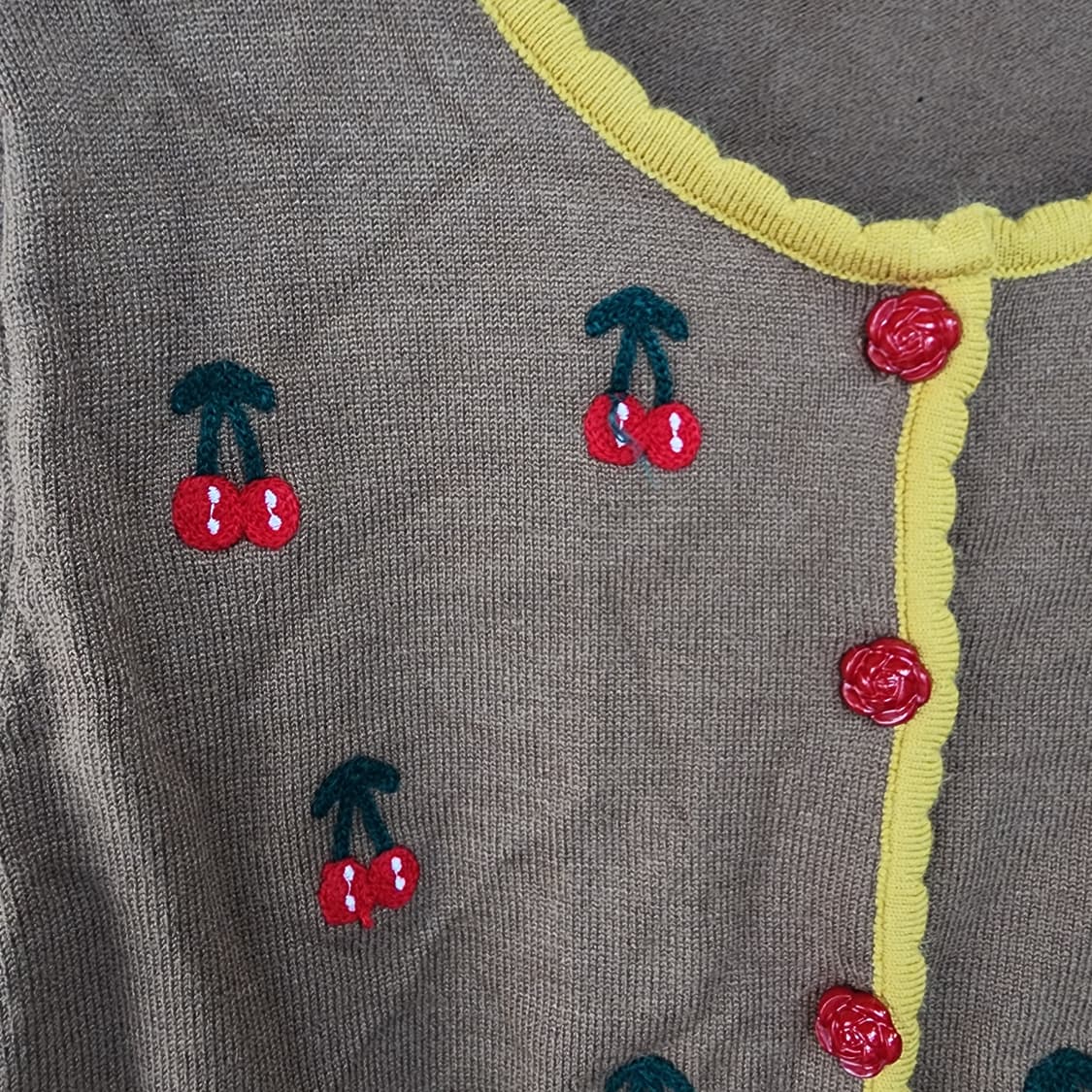 수입 체리 자수 가디건 브라운 상품이미지4