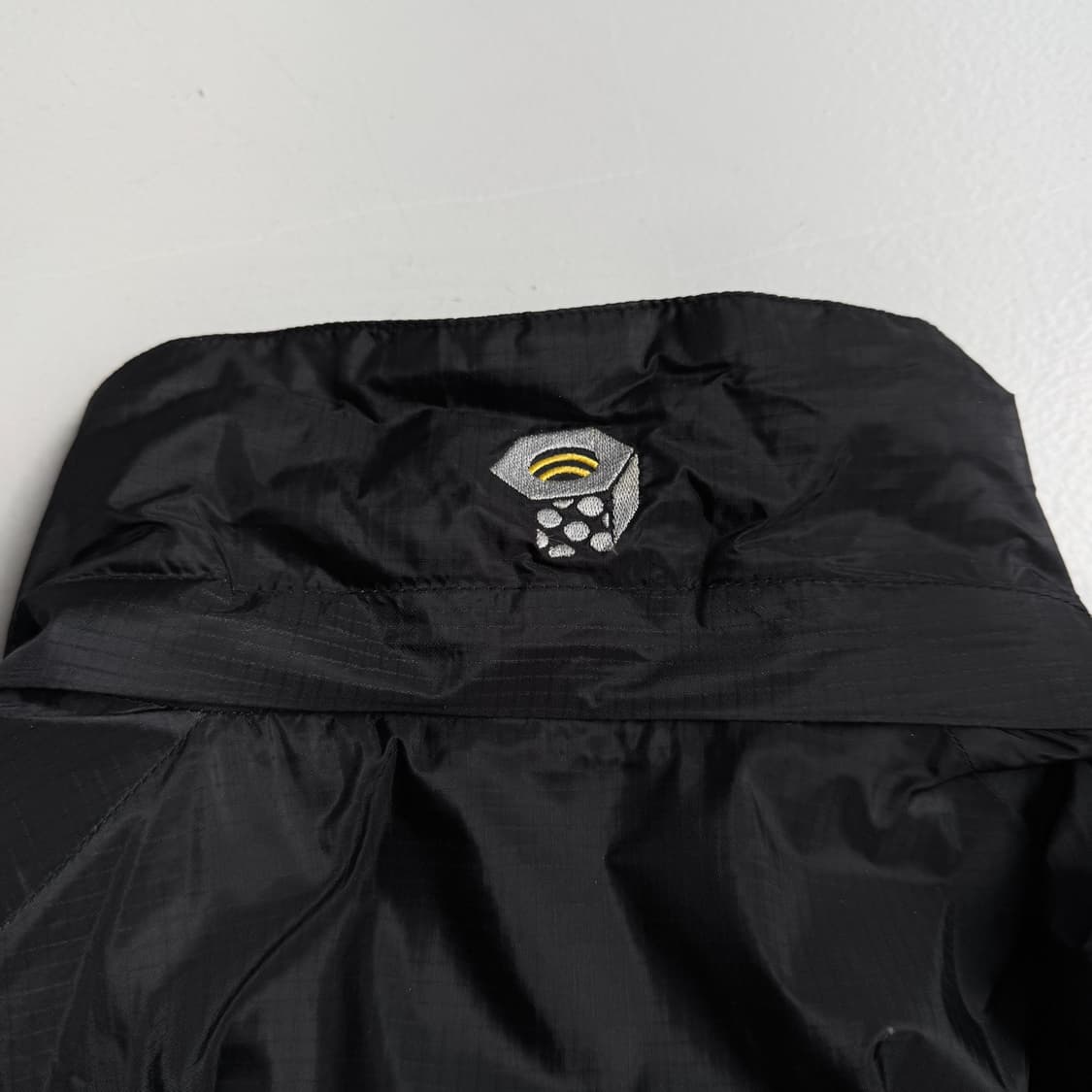 마운틴 하드웨어 고프코어 나일론 바람막이 자켓 상품이미지6