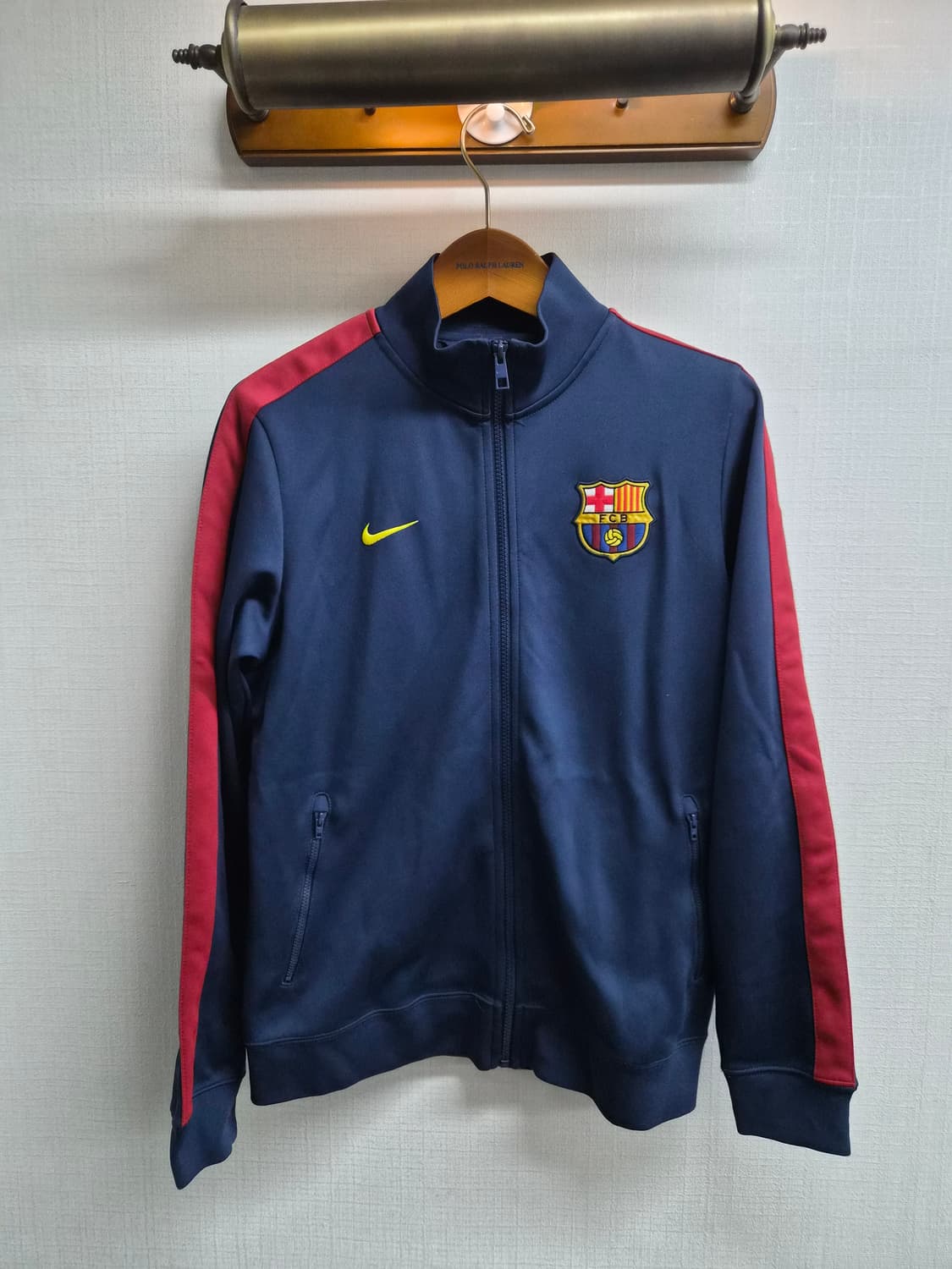 L/100) 나이키 14/15 시즌 바르셀로나 트랙탑 져지 팝니다 상품이미지1