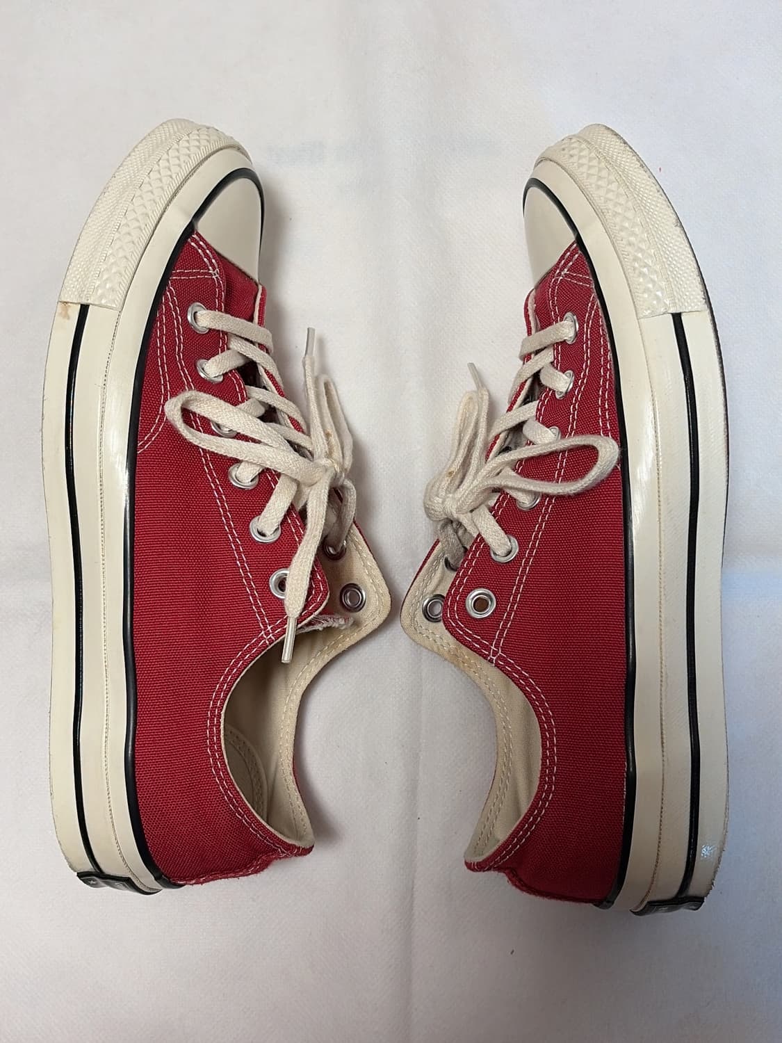 컨버스 척 70 로우 크림슨 255-260 사이즈 판매합니다. 상품이미지4