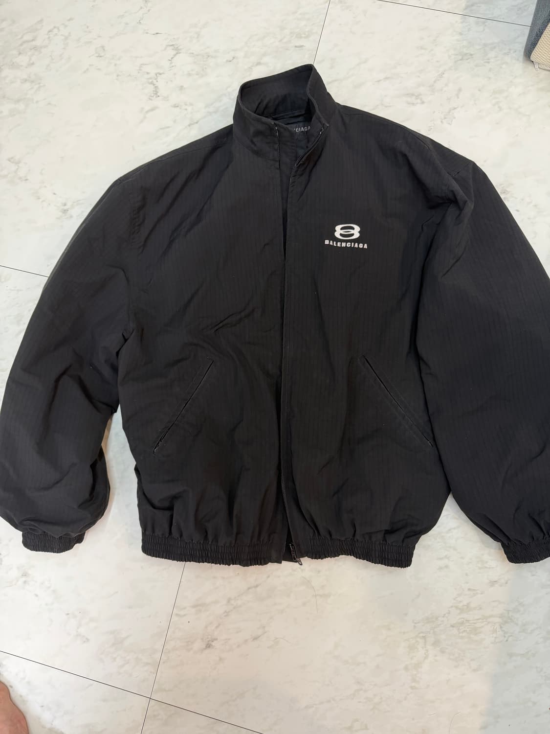 발렌시아가 유니티 윈드브레이커 상품이미지1