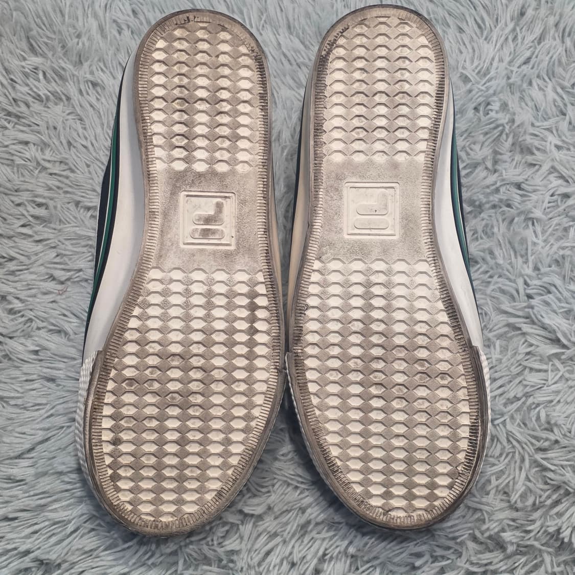 3q-8:휠라 클래식 캔버스 로우 스니커즈 블랙화이트(230mm) 상품이미지8