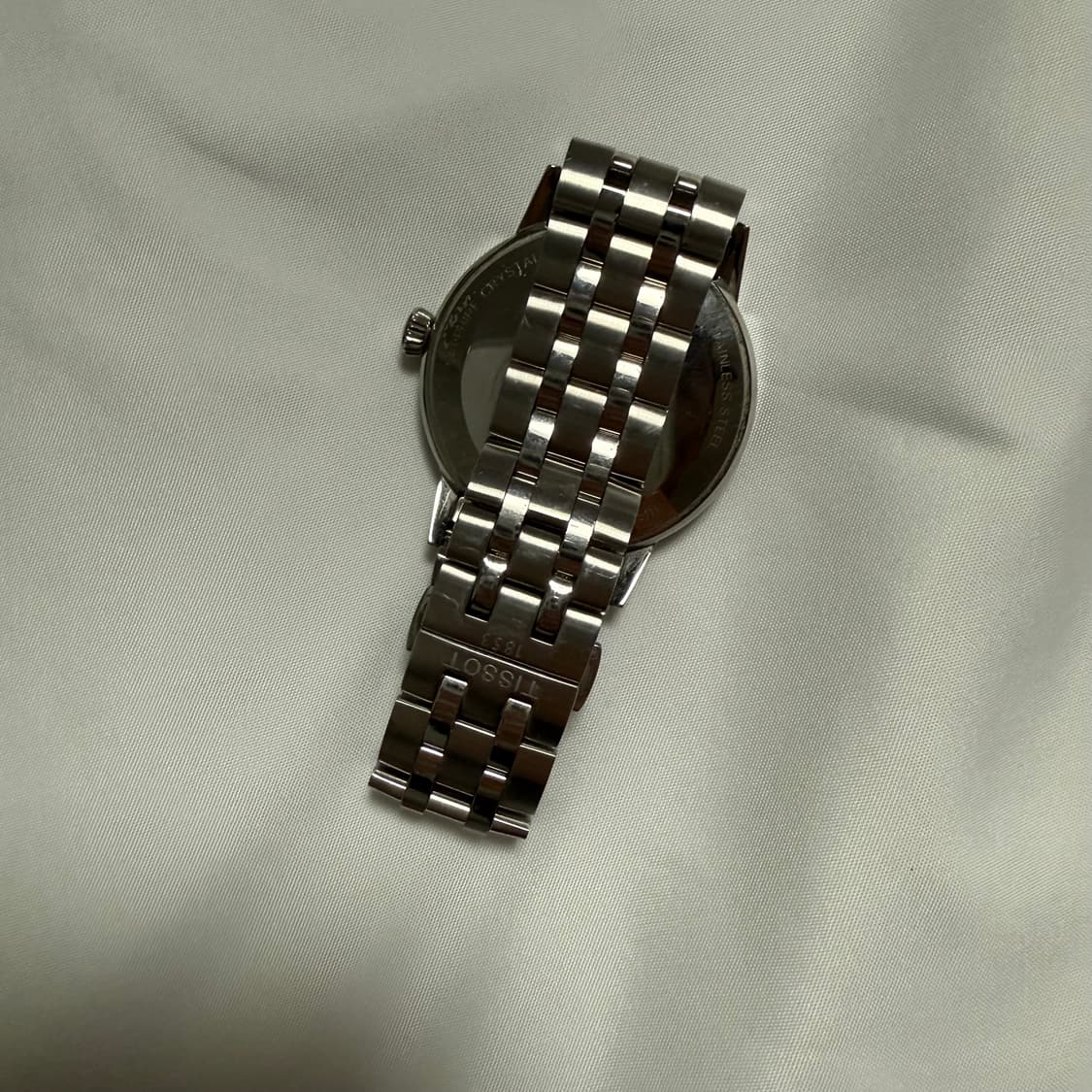 티쏘 클래식 드림 메탈시계 판매합니다 상품이미지2