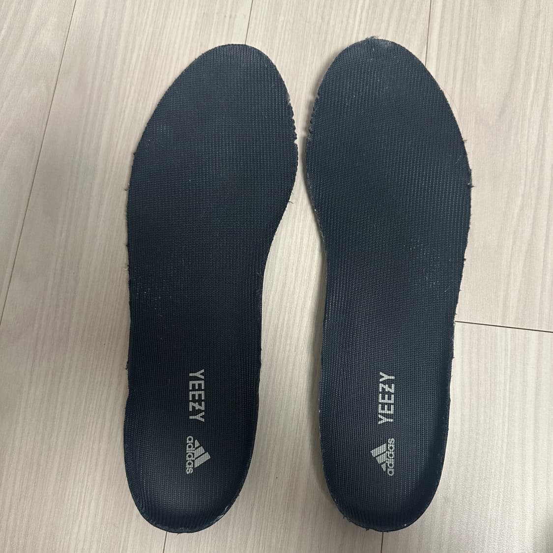 아디다스 이지 퀀텀 라이프스타일 [270] 상품이미지3