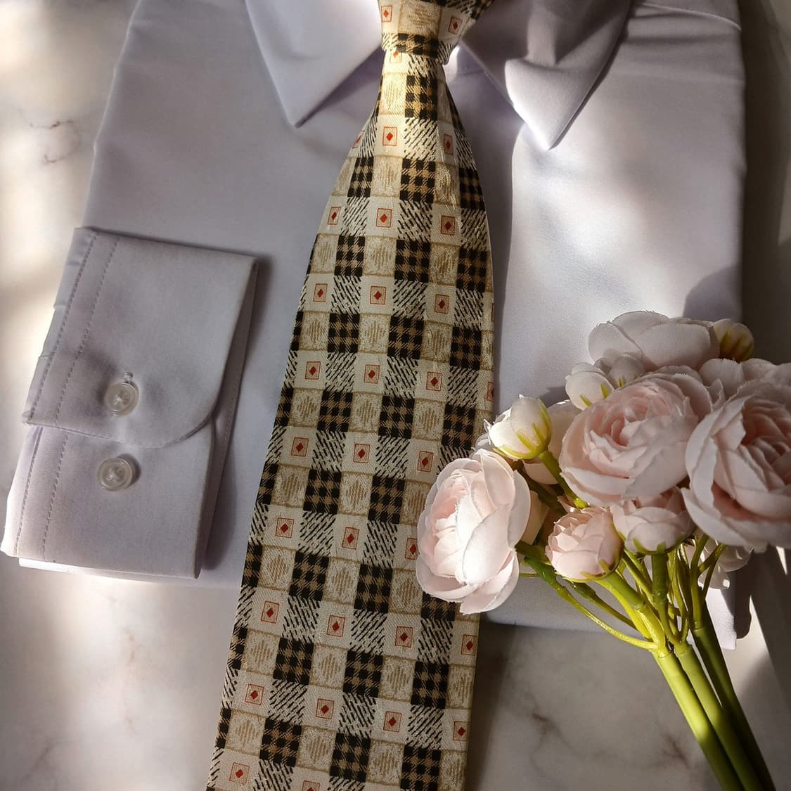 지방시 실크 아이보리 체크 패턴 넥타이 9.6cm A+등급 A18949
 상품이미지6