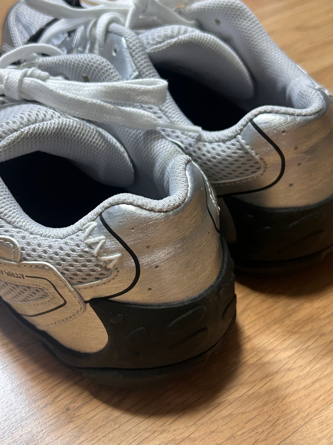 와키윌리 실버 운동화 새제품 상품이미지5