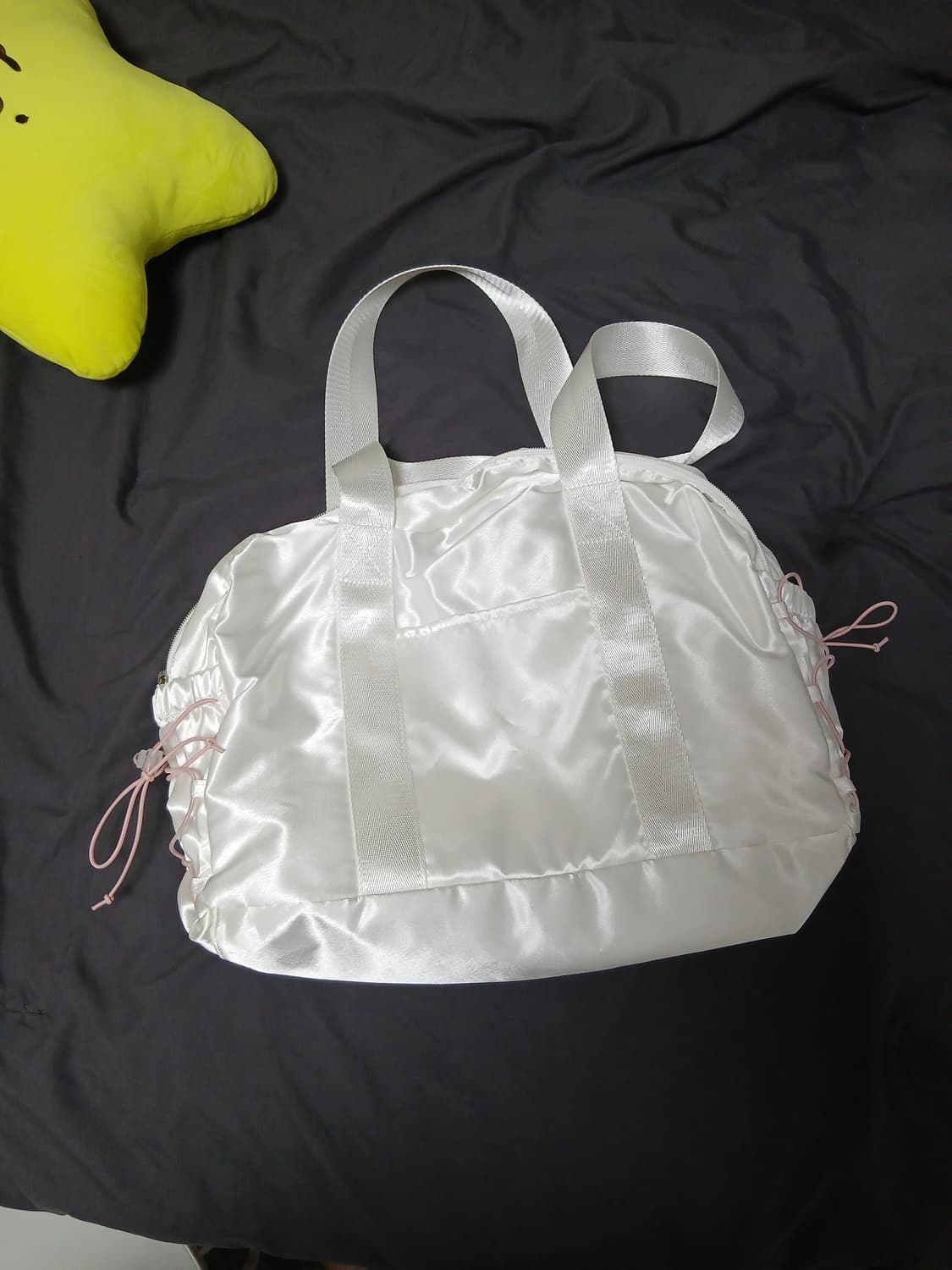 아뜰리에 파크 숄더백 판매합니다 상품이미지1