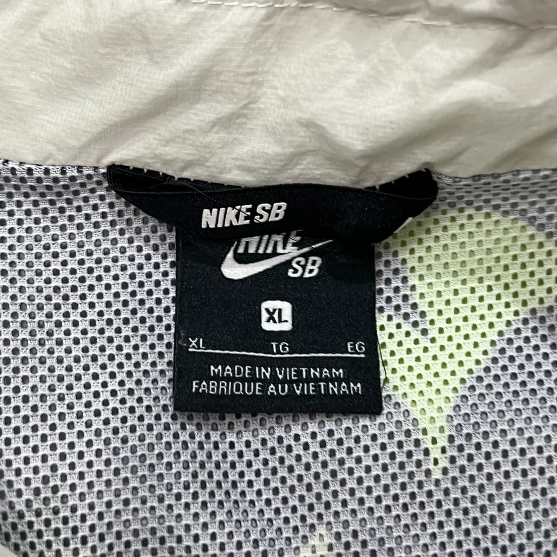 [100] 나이키sb 바람막이 상품이미지3
