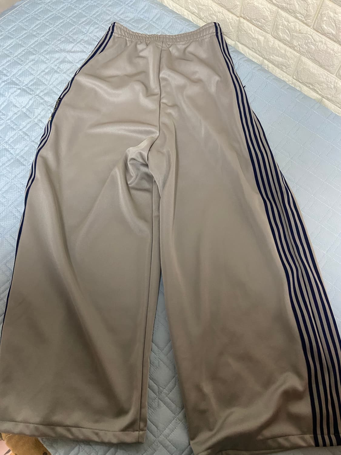 KAPITAL 캐피탈 슈퍼 배기 트랙 팬츠 스트라이프 그레이 상품이미지6