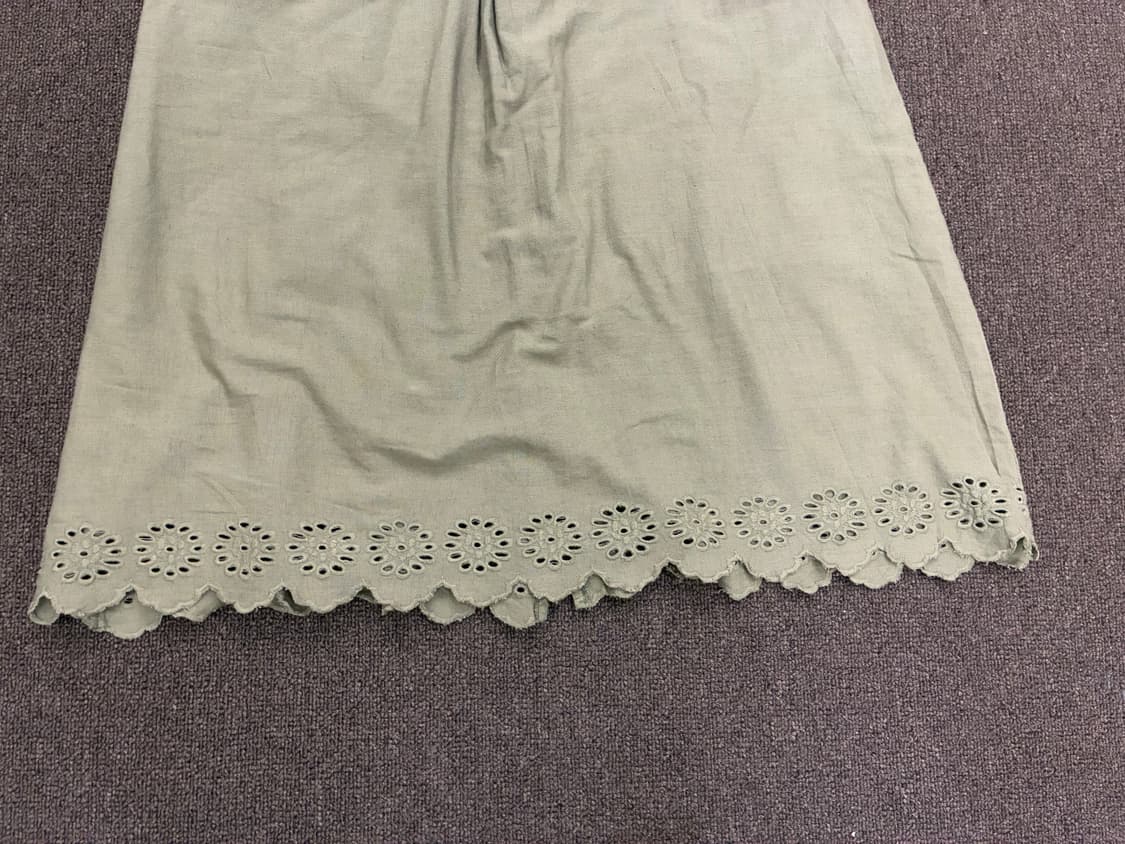 OS)wardrobe 빈티지 여성 꽃 펀칭 디테일 롱 스커트 상품이미지5