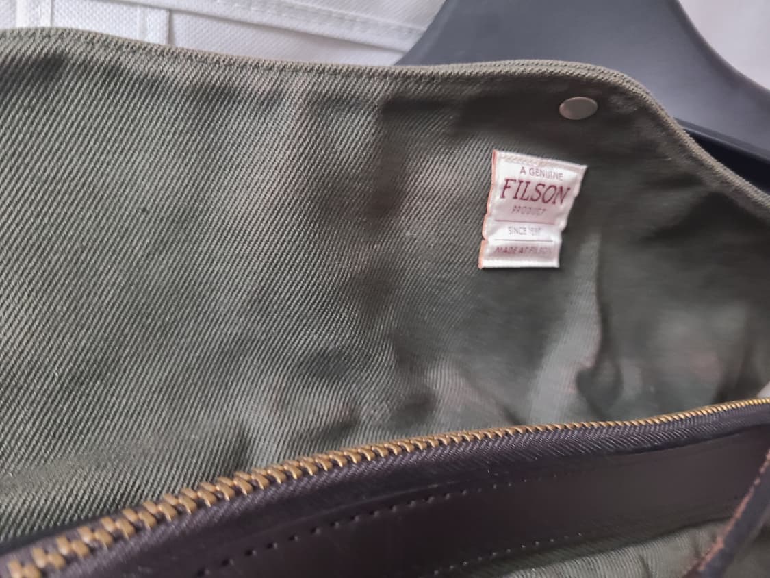 필슨 256 브리프케이스 오터그린 상품이미지3