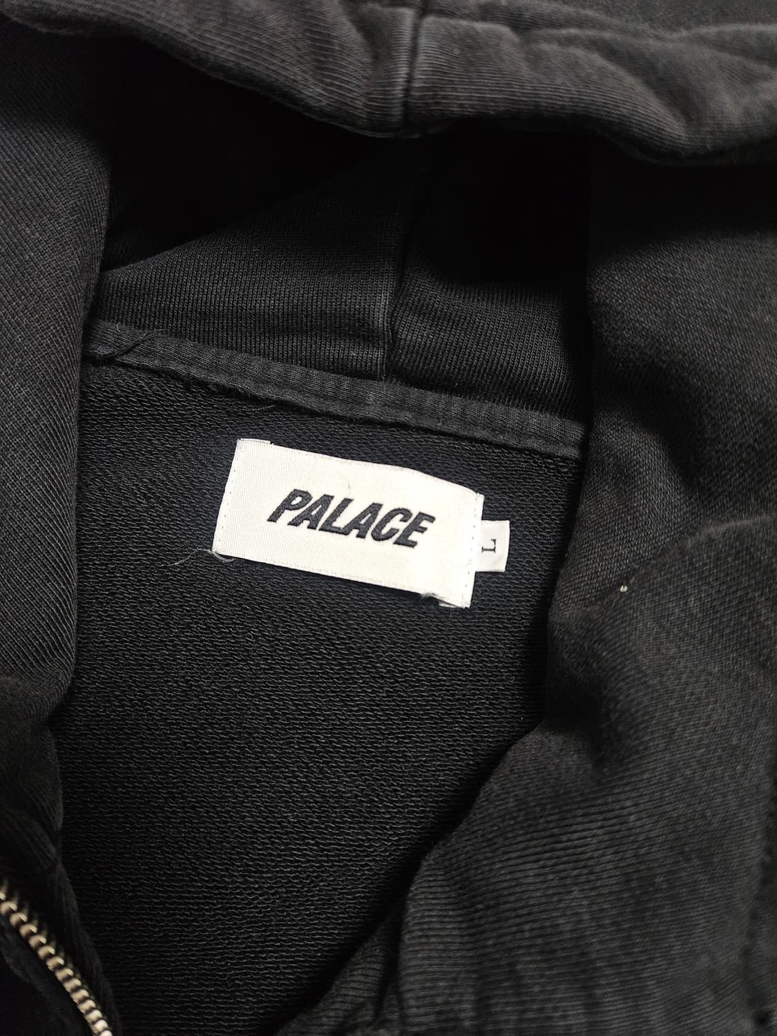 팔라스 반집업 후드티 블랙 상품이미지6