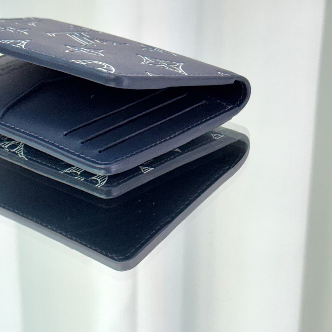 [새상품급] 25FW 루이비통 포켓 오거나이저 쉐도우 카드지갑: 상품이미지9