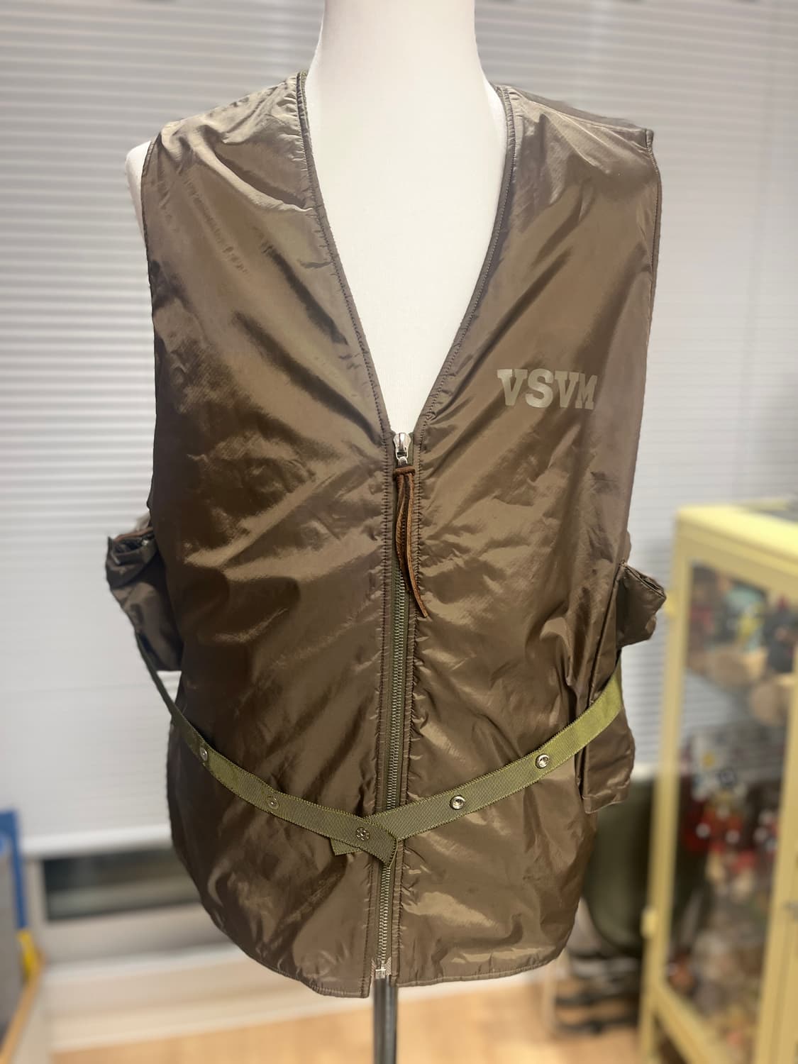 비즈빔 아카이브급 트랜스미터 올리브 베스트 XL 상품이미지1