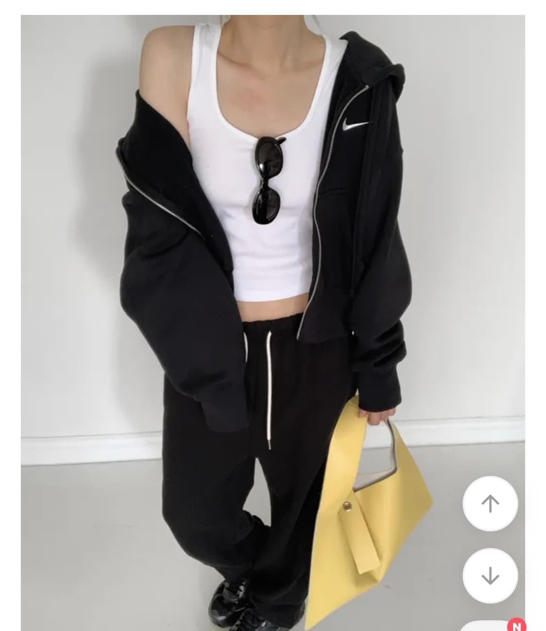 나이키크롭 후드집업 s 블랙 (새상품급) 상품이미지2