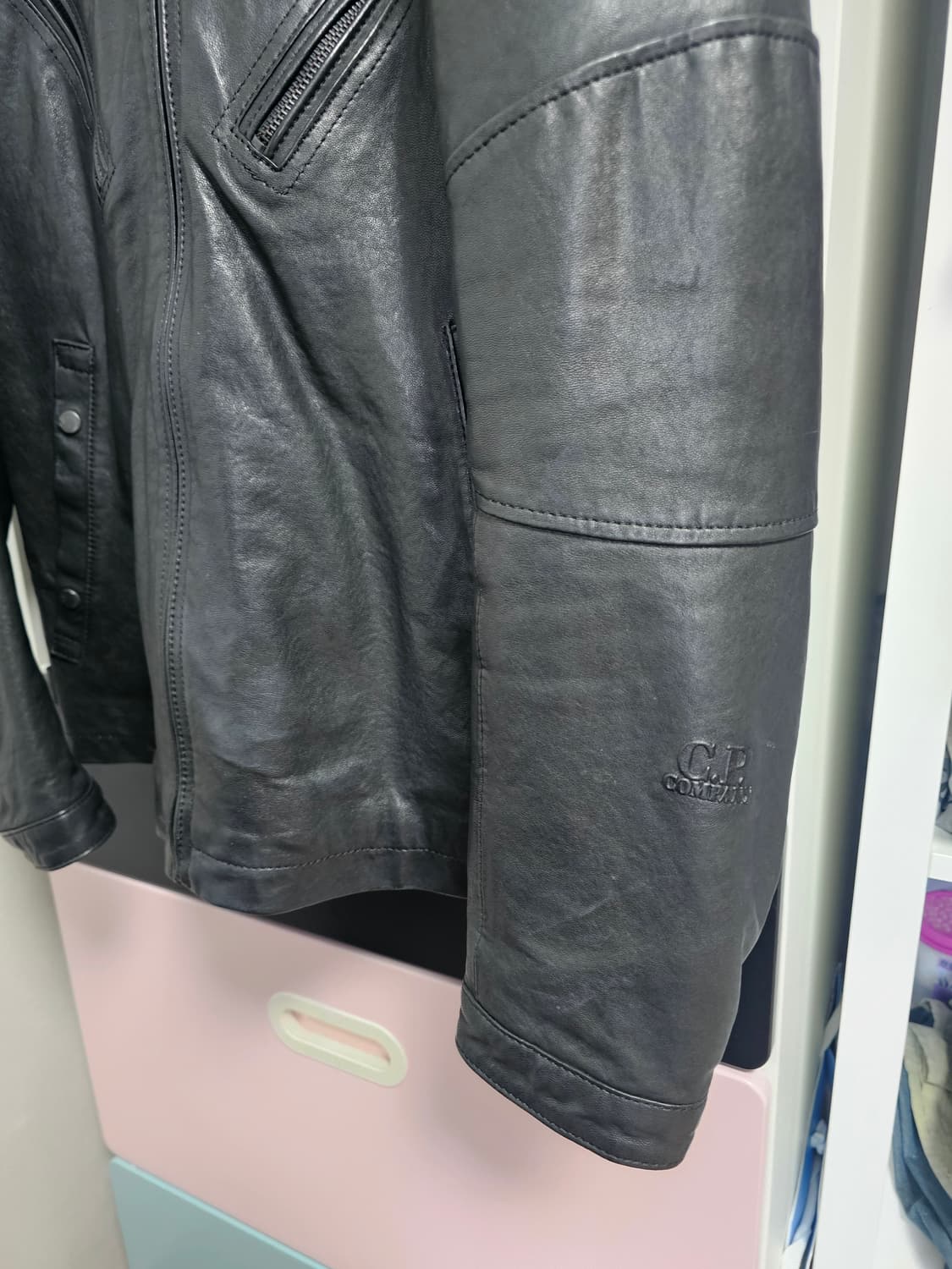 정품 CP Company 고글 후드 가죽 퀄팅 자켓  패딩 패디드 상품이미지6