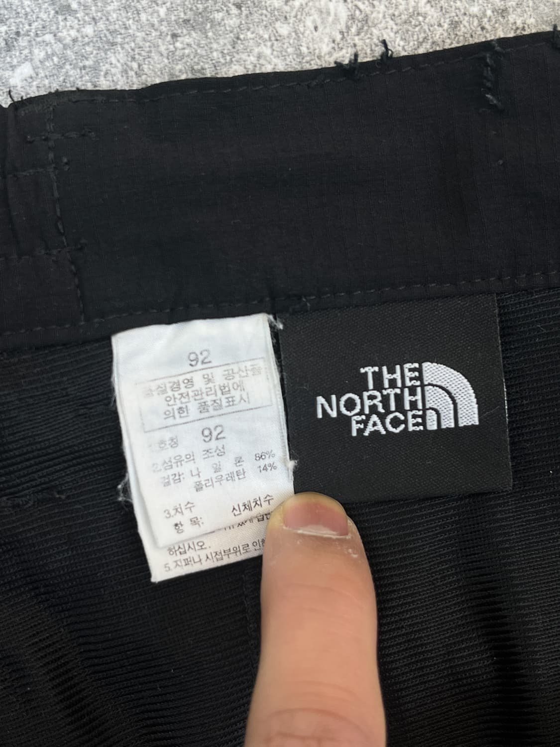 노스페이스 고프코어 나일론 팬츠 상품이미지8