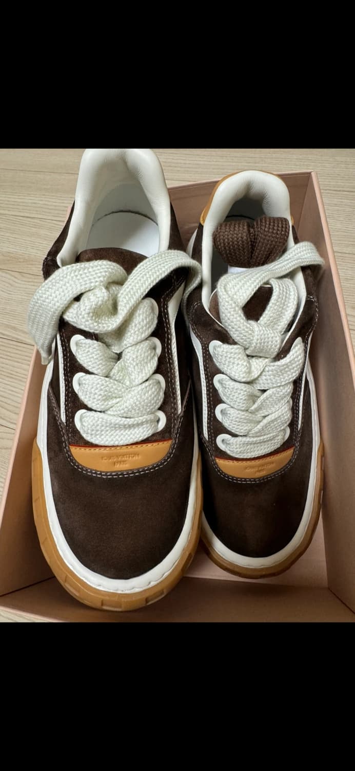 (새상품)  신상 루이비통 틸티드 스니커즈 상품이미지2