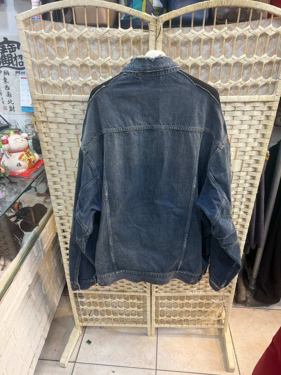 1/100-105 정품 발렌시아가 컷업 데님자켓 팝니다 상품이미지10