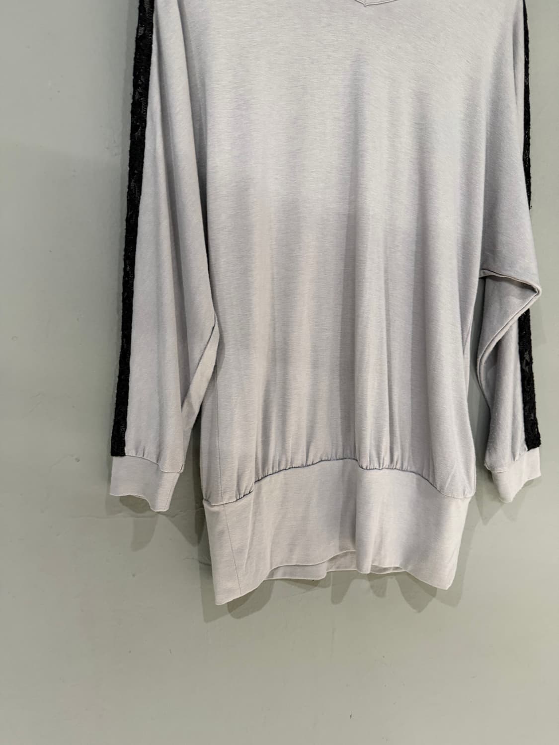 lace line detail v-neck sleeve & ops 상품이미지7