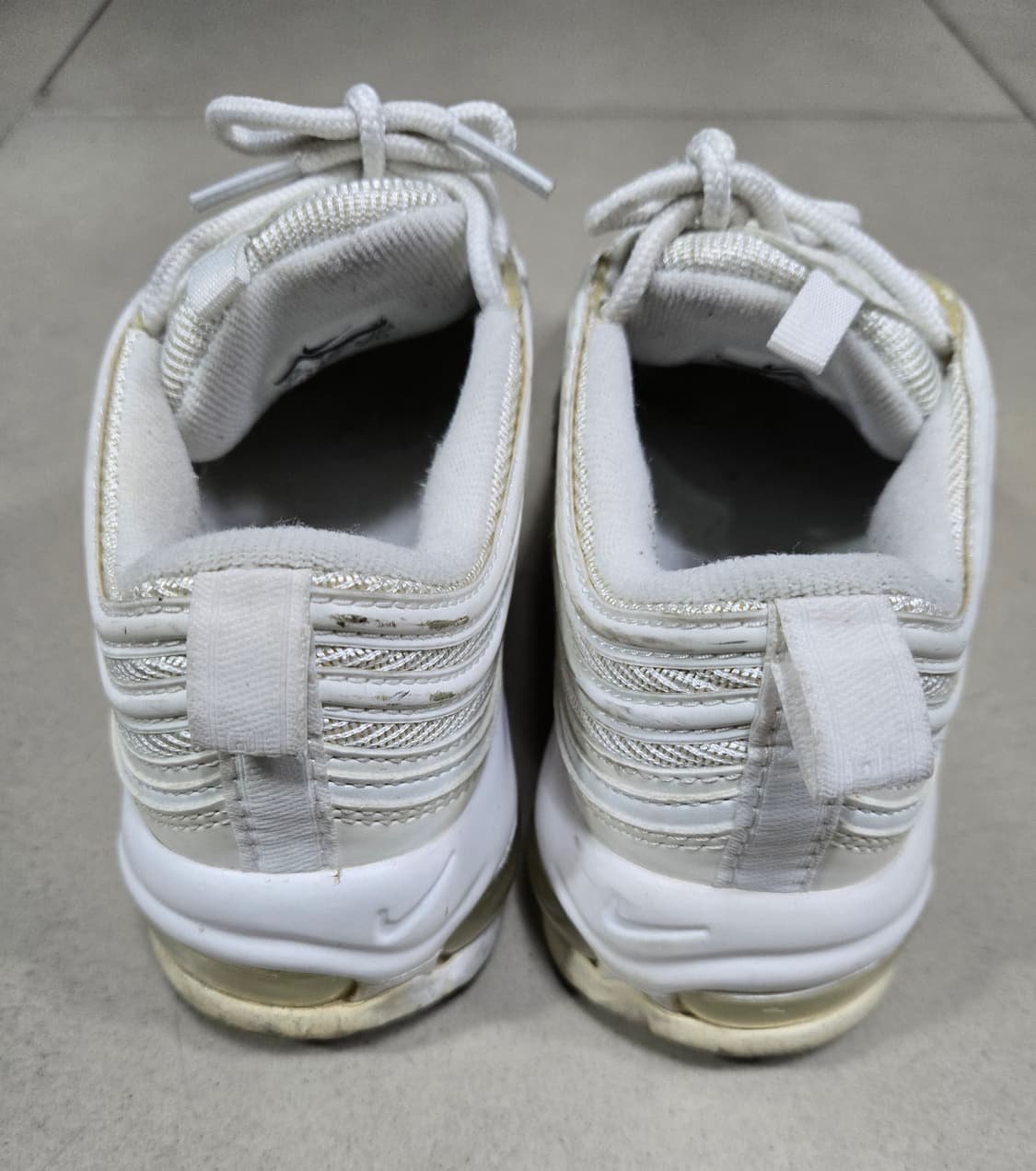 나이키 에어맥스97 트리플화이트 운동화 235mm 상품이미지6