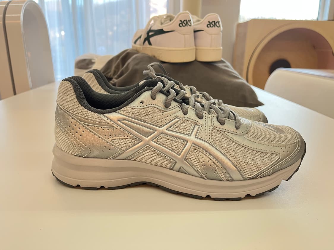 아식스 상품이미지2