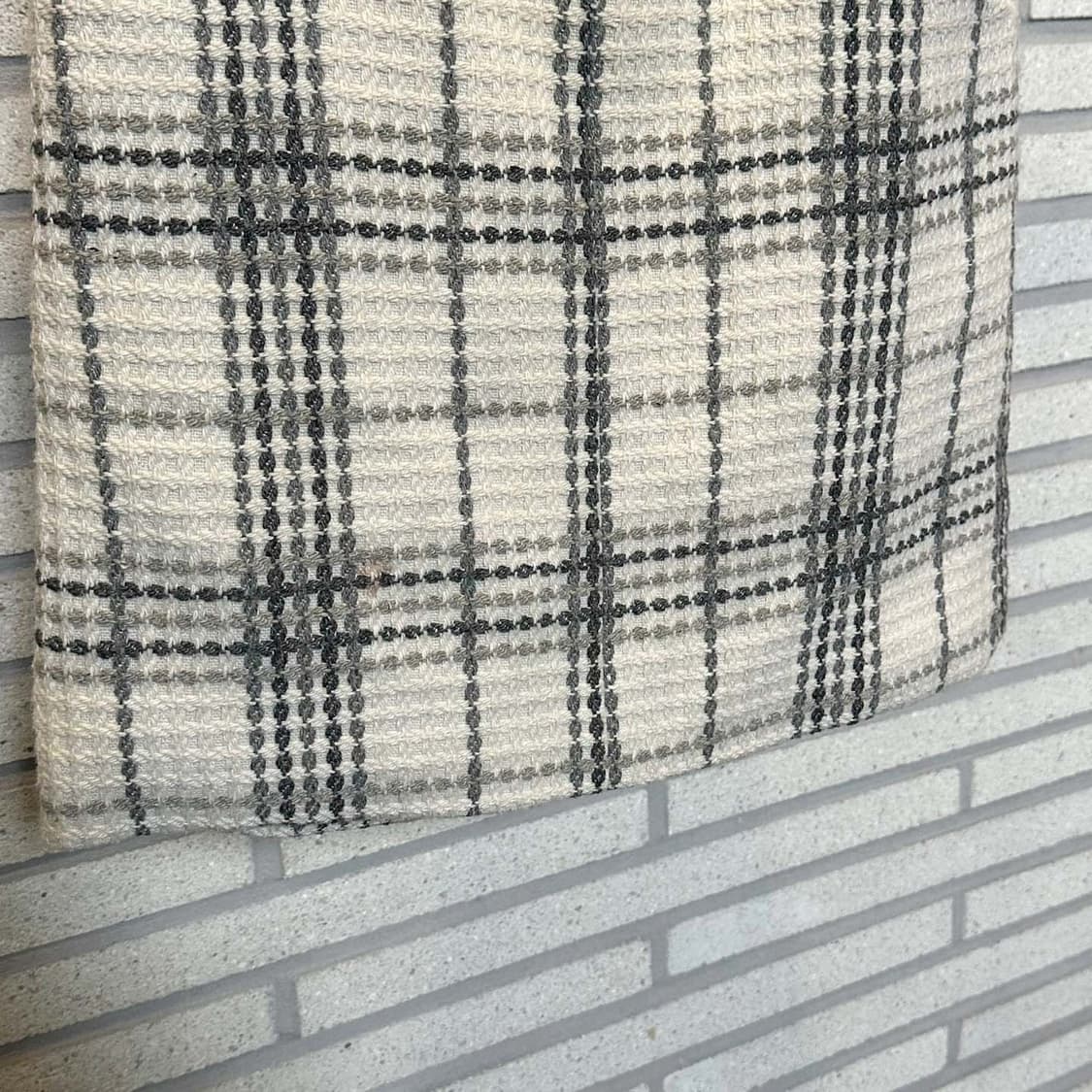 질스튜어트 트위드 체크 미디 스커트 벨티드 투포켓 뒷밴딩 디테일 아이보리 상품이미지5