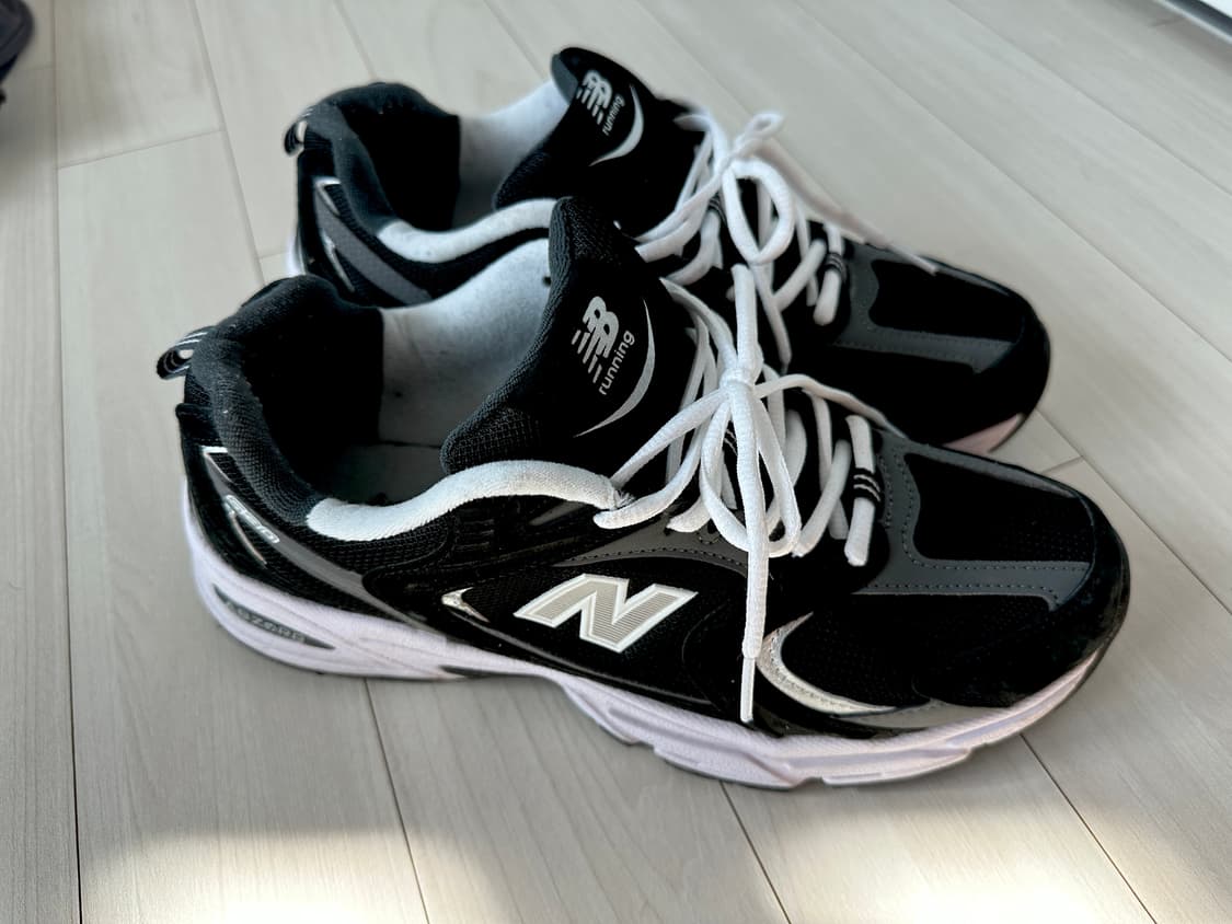 뉴발란스 530 블랙 운동화 신발 팝니다! 상품이미지1