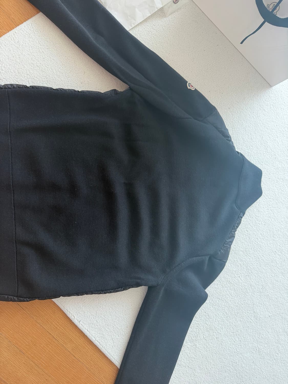 몽클레어 김현우 니트패딩 25ss 블랙 XL 상품이미지6