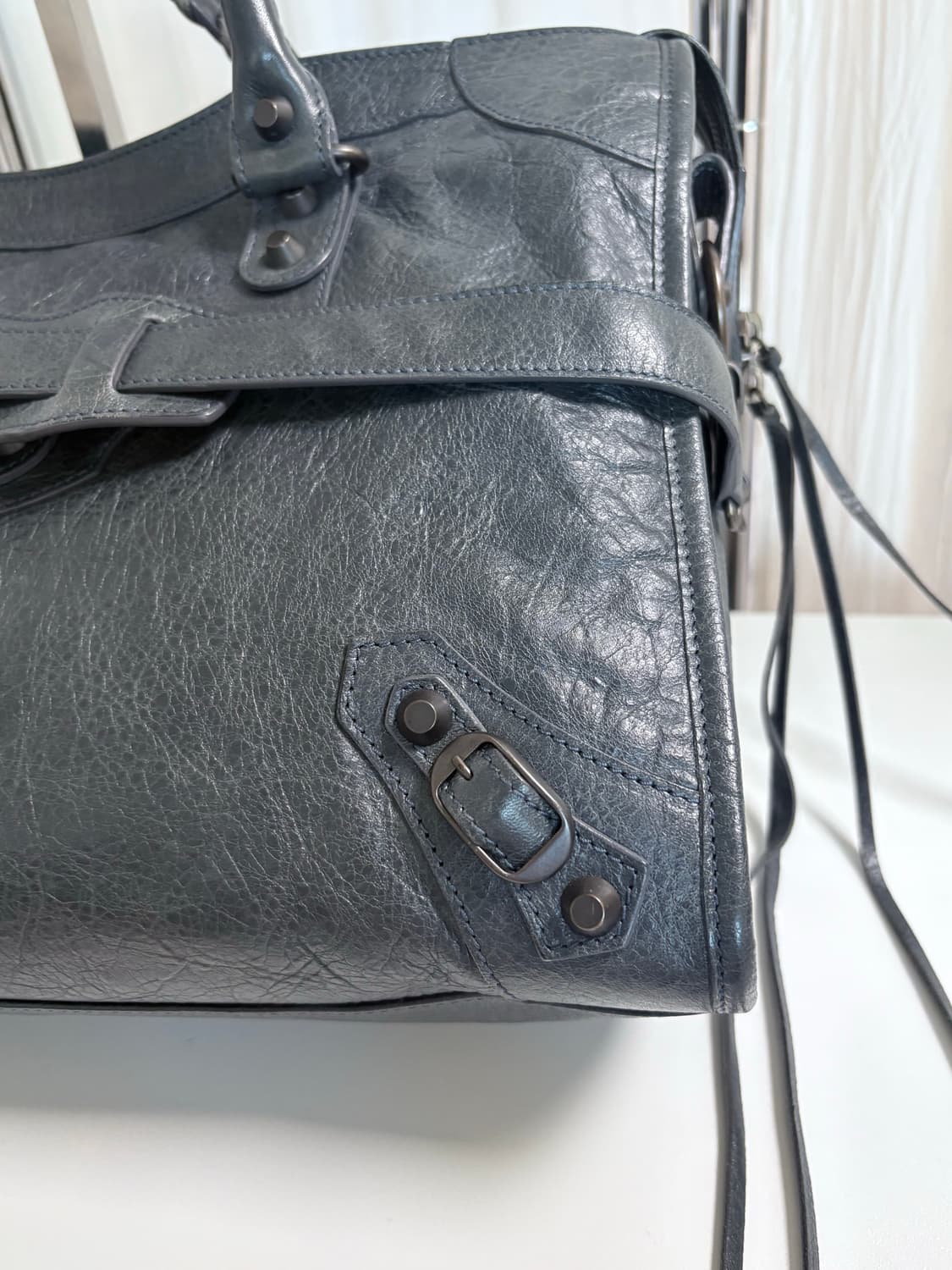 발렌시아가 시티 모터백 그레이 상품이미지6