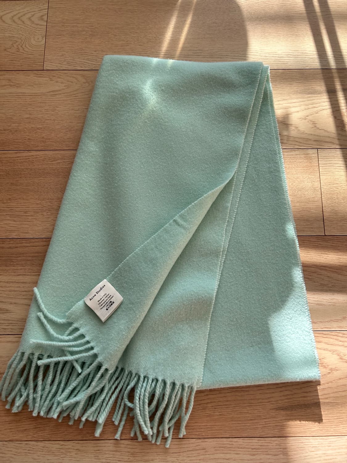 아크네 머플러 민트 그린 상품이미지7