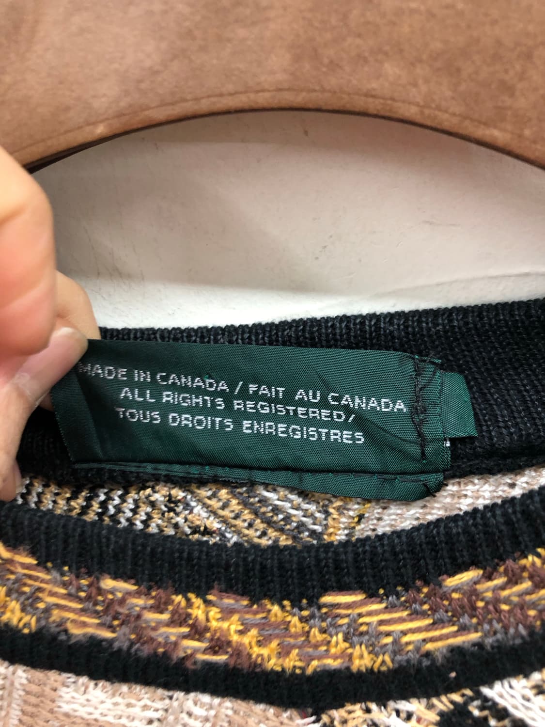 툰드라 캐나다 생산 니트 상품이미지3