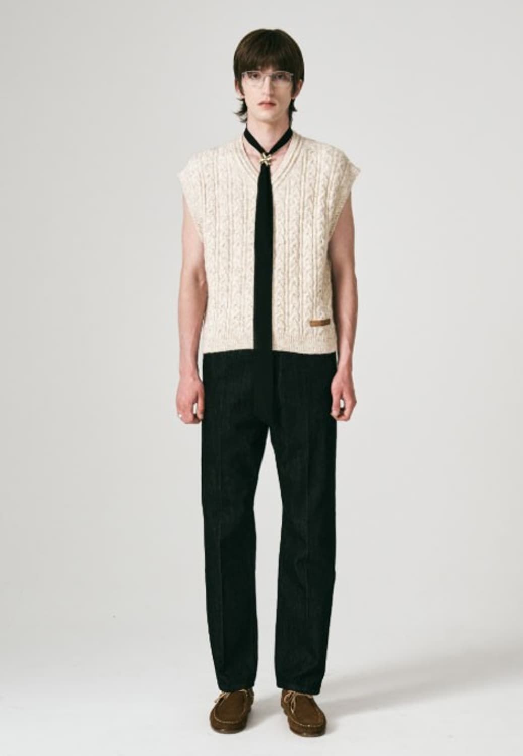 세터 SATUR 23FW 헤어리 케이블 브이넥 베스트 PN5147 상품이미지2