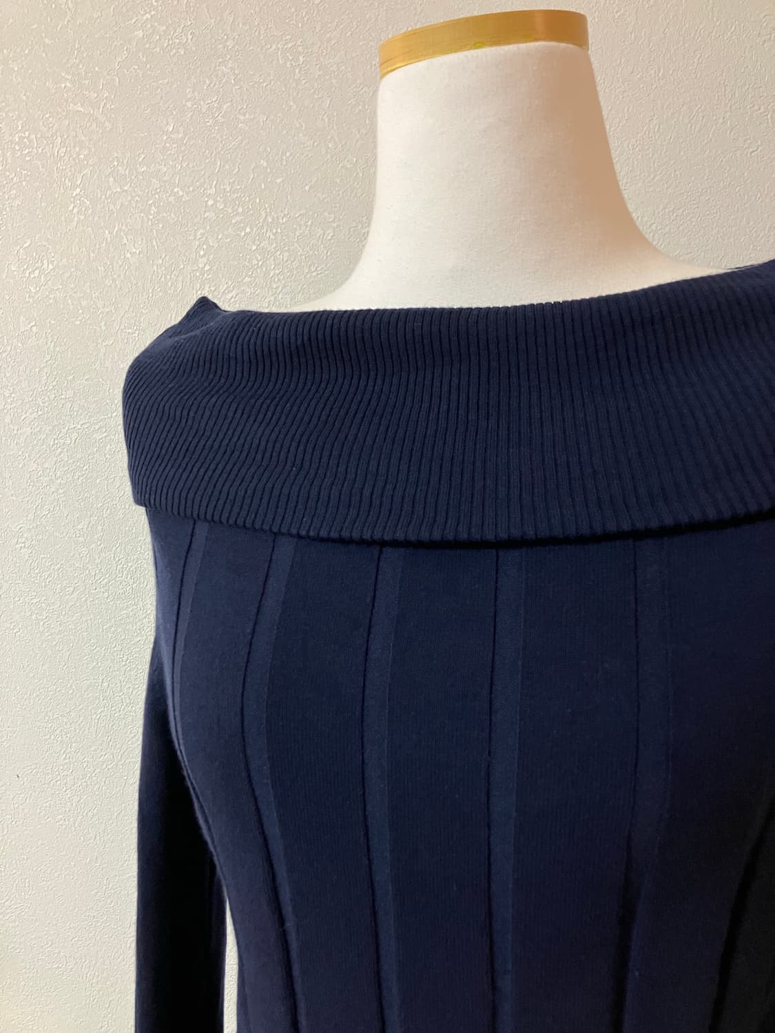 네이비 골지 오프숄더 니트 상품이미지2